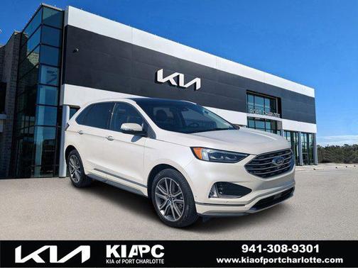 2019 Ford Edge Titanium