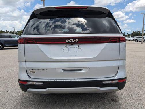 2022 Kia Carnival LXS