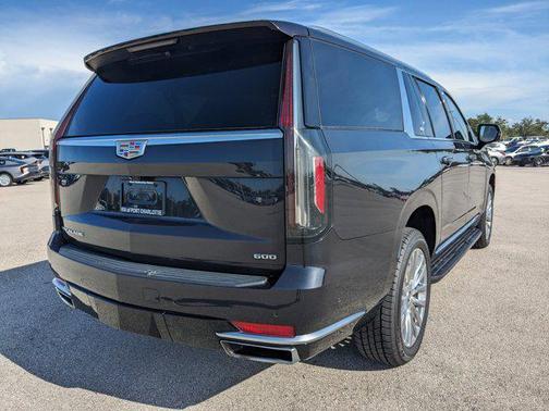 2023 Cadillac Escalade ESV Premium Luxury