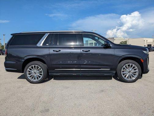 2023 Cadillac Escalade ESV Premium Luxury