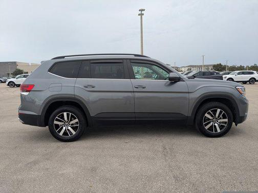 2022 Volkswagen Atlas 2.0T SE