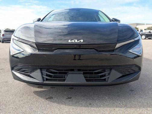 2025 Kia EV6 Light Long Range