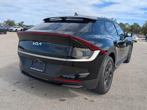 2025 Kia EV6 Light Long Range