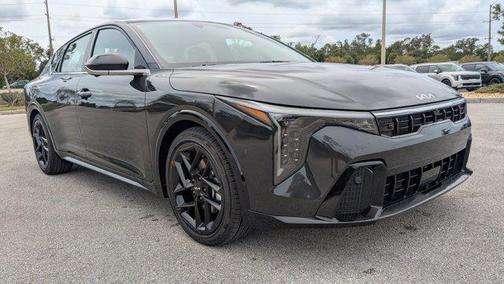 2025 Kia K4 GT-Line Turbo