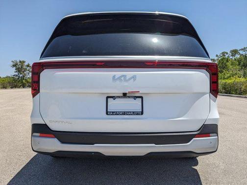 2025 Kia Carnival EX