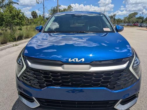 Sapphire Blue 2024 Kia Sportage EX