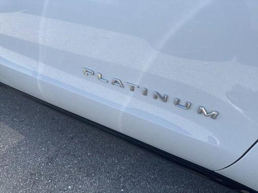 Oxford White 2025 Ford Expedition Max Platinum