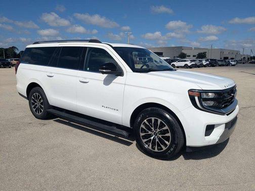Oxford White 2025 Ford Expedition Max Platinum