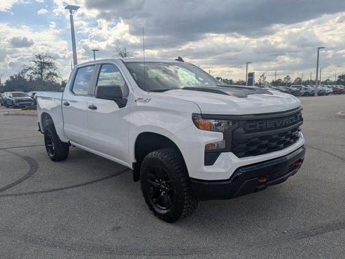 2025 Chevrolet Silverado 1500 Custom Trail Boss