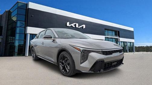 2025 Kia K4 GT-Line Turbo