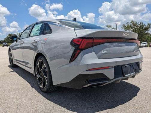 2025 Kia K5 GT-Line