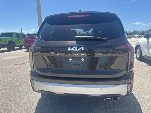 Dark Moss 2024 Kia Telluride SX