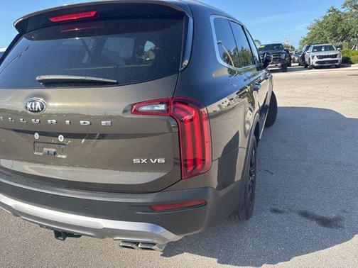 Dark Moss 2021 Kia Telluride SX