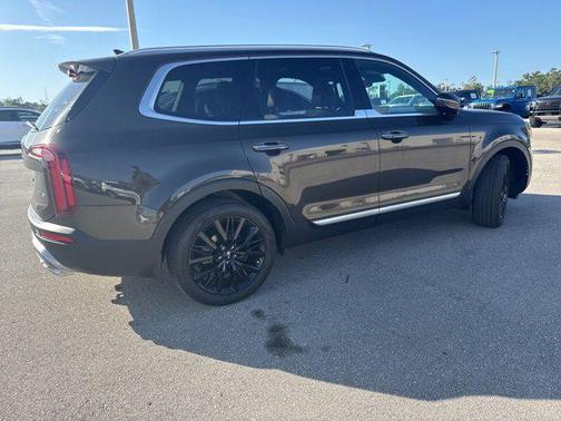 Dark Moss 2021 Kia Telluride SX