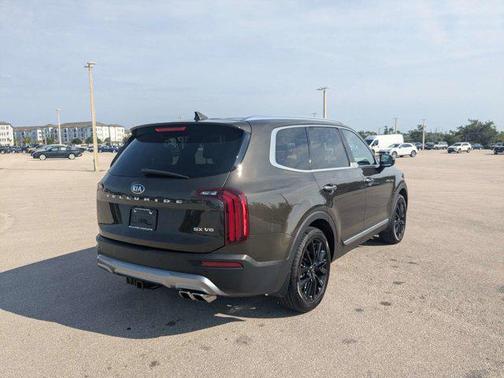Dark Moss 2021 Kia Telluride SX