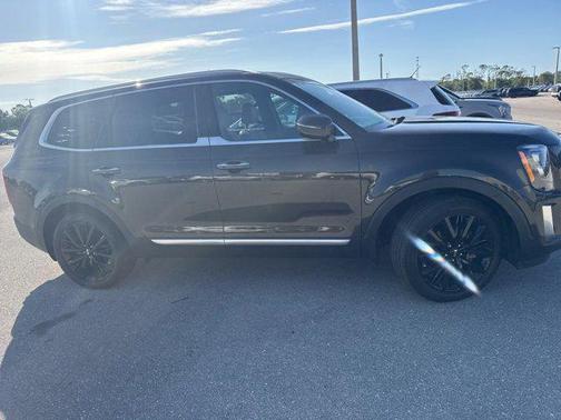 Dark Moss 2021 Kia Telluride SX