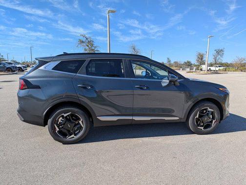 2026 Kia Sportage Hybrid EX