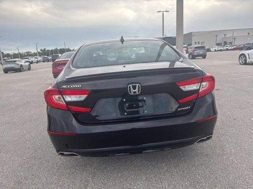 Crystal Black Pearl 2022 Honda Accord Sport 1.5T
