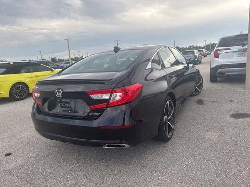 Crystal Black Pearl 2022 Honda Accord Sport 1.5T