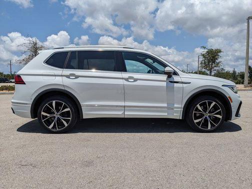 2023 Volkswagen Tiguan 2.0T SEL R-Line 4MOTION
