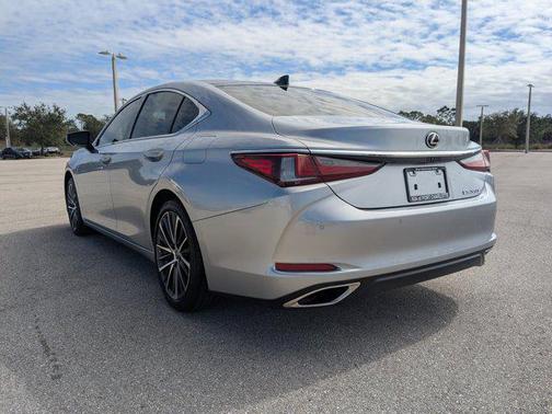 2023 Lexus ES 350 Base