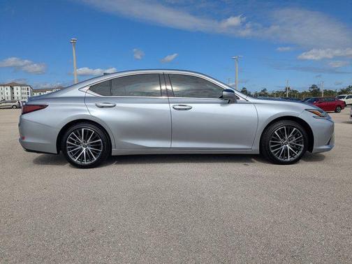 2023 Lexus ES 350 Base