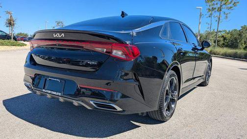 2022 Kia K5 GT-Line