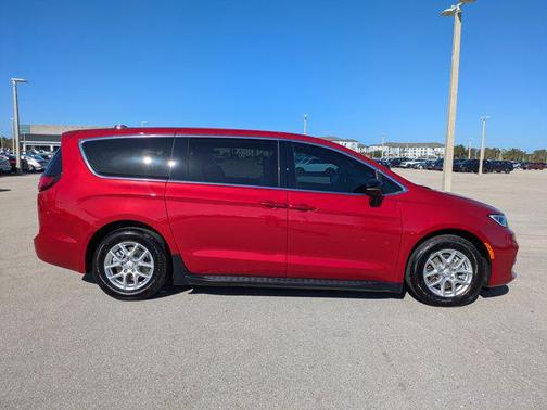 2026 Chrysler Pacifica L