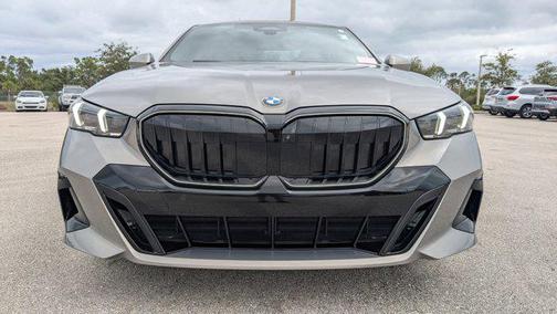 2025 BMW 530 i