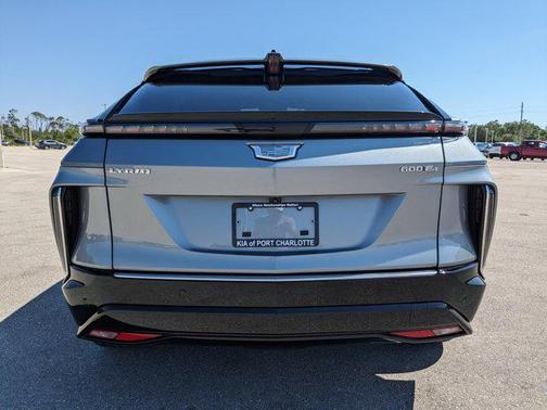 2024 Cadillac LYRIQ Luxury w/1SD