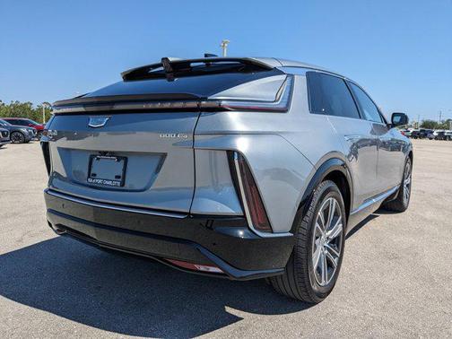 2024 Cadillac LYRIQ Luxury w/1SD