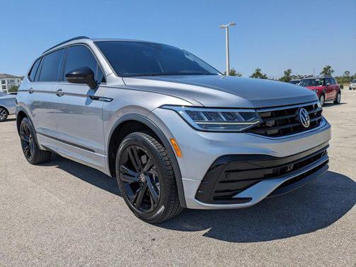 2023 Volkswagen Tiguan 2.0T SE R-Line Black