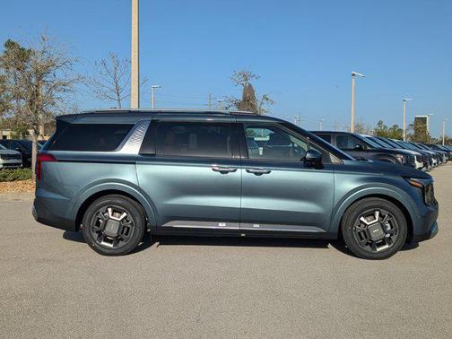 Astra Blue 2026 Kia Carnival SX