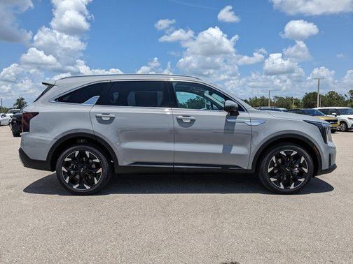 2025 Kia Sorento SX