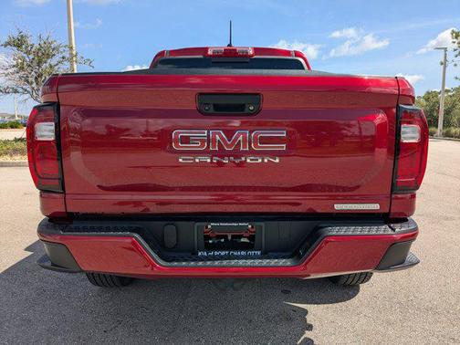 2024 GMC Canyon Elevation