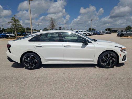 Snow White Pearl 2026 Kia K5 GT-Line FWD