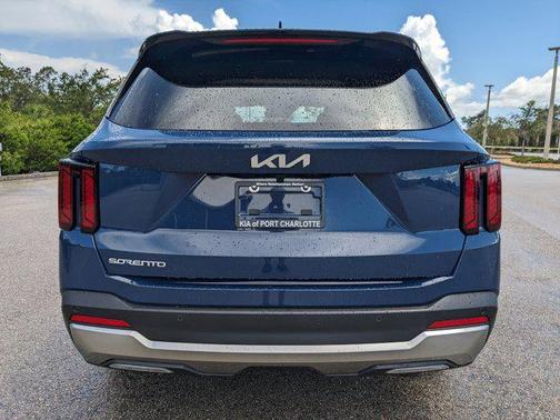 2025 Kia Sorento EX