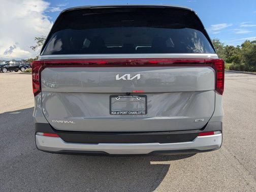 2026 Kia Carnival Hybrid EX