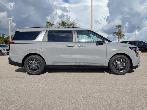 2026 Kia Carnival Hybrid EX