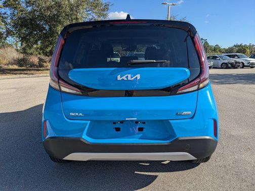 2024 Kia Soul EX