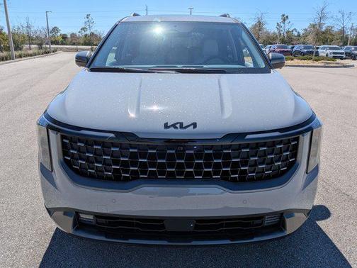 Ceramic Silver 2026 Kia Carnival SX