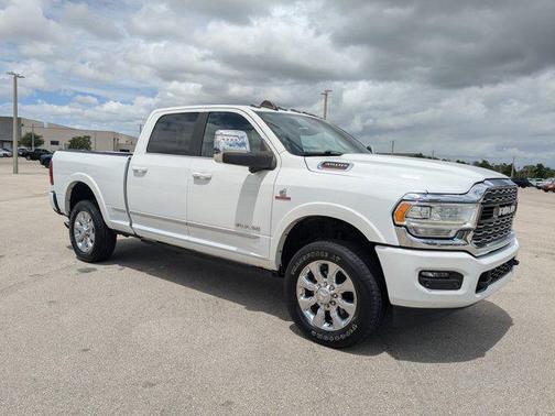 Bright White Clearcoat 2024 RAM 3500 Limited Crew Cab 4x4 6'4' Box