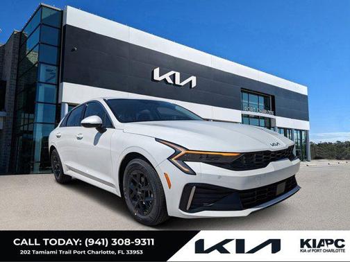 2025 Kia K5 LXS