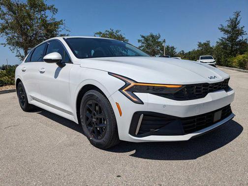 2025 Kia K5 LXS