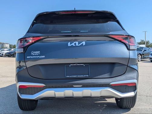 Gravity Gray 2024 Kia Sportage EX