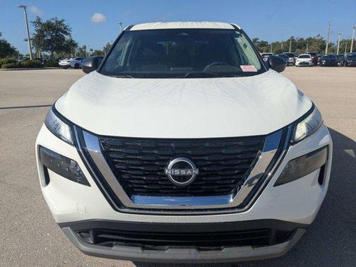 Glacier White 2023 Nissan Rogue S