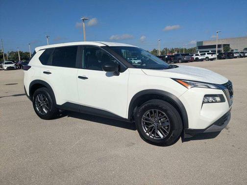 Glacier White 2023 Nissan Rogue S