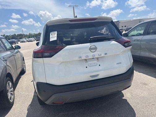 Glacier White 2023 Nissan Rogue S