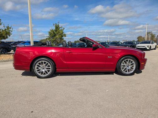 2013 Ford Mustang GT Premium