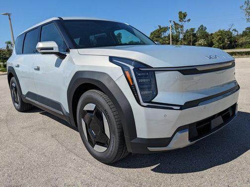 2026 Kia EV9 Light Long Range